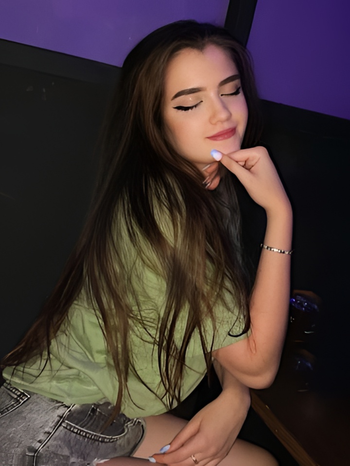 Алиса привлекальеная девушка из Советска цена от 3000 руб