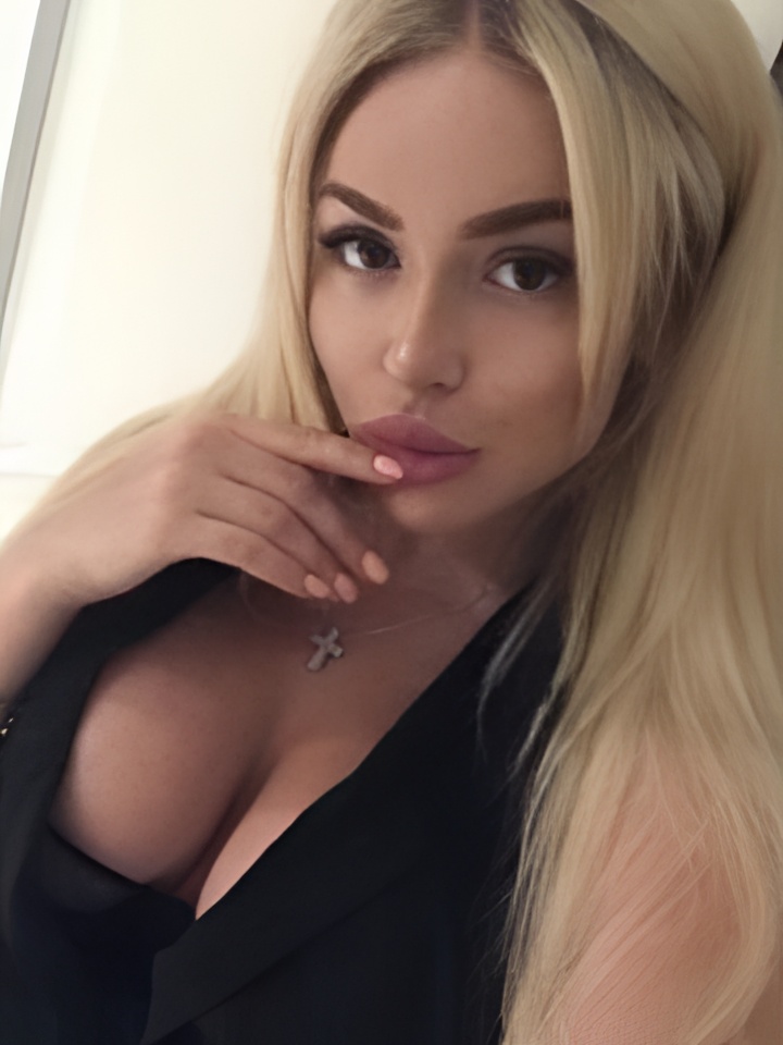 Галина привлекальеная девушка из Советска цена от 4000 руб