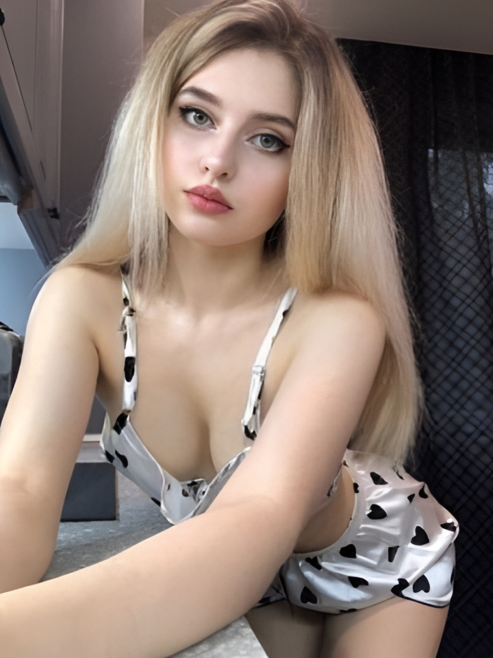 Мирослава привлекальеная девушка из Советска цена от 3000 руб