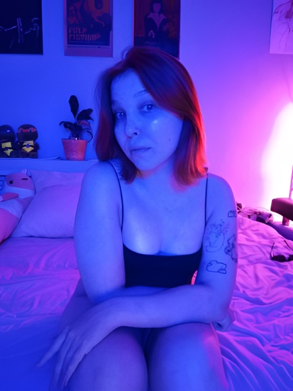 Ида привлекательная девушка из Советска цена от 2000 руб