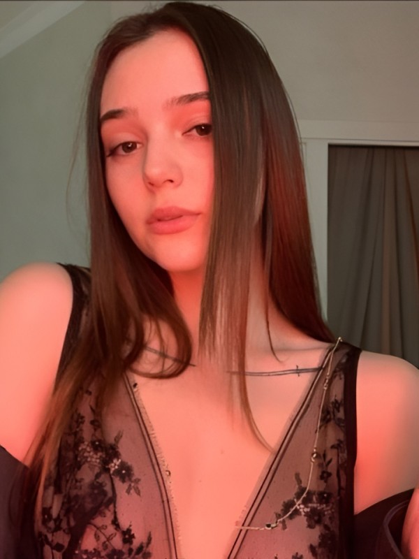 Леля привлекательная девушка из Советска цена от 3000 руб