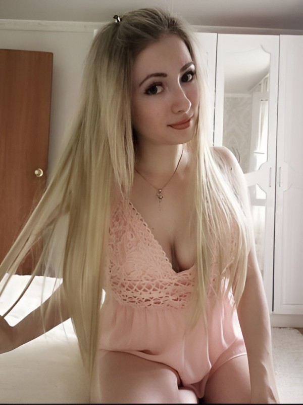 Мишель привлекательная девушка из Советска цена от 10000 руб