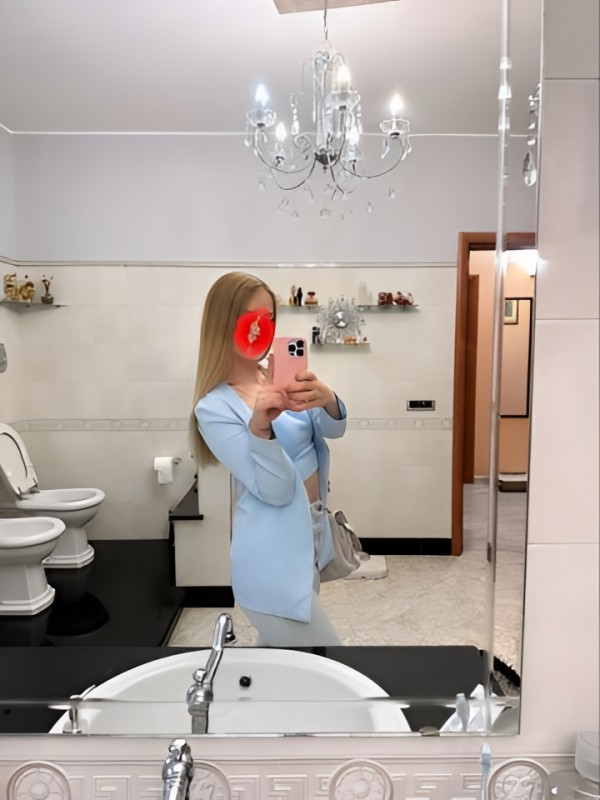 Наташа привлекательная девушка из Советска цена от 2500 руб