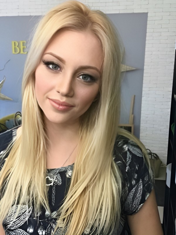 Жоржина привлекательная девушка из Советска цена от 10000 руб