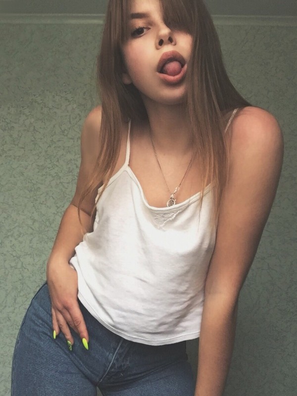 Клара привлекательная девушка из Советска цена от 3500 руб