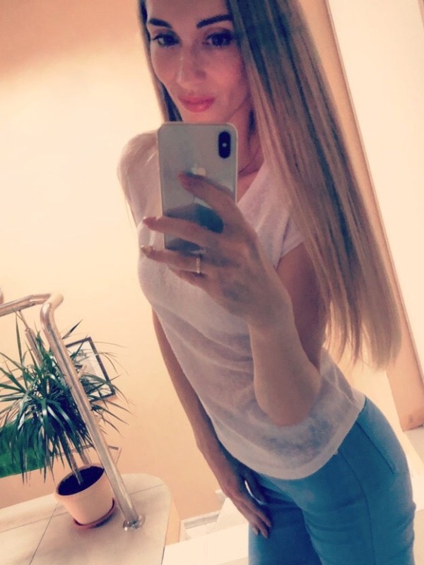 Тони привлекательная девушка из Советска цена от 3500 руб