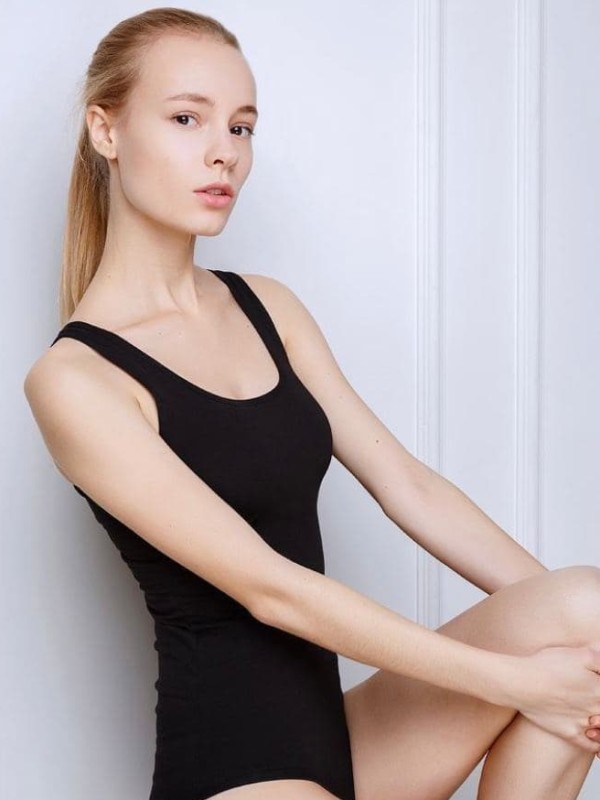 🎥 Тина привлекательная девушка из Советска цена от 4000 руб